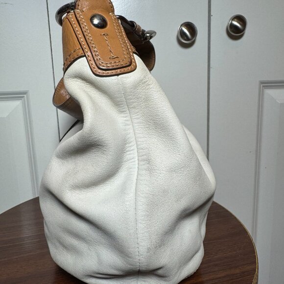 Authentic Coach F13731 White Leather Hobo Bag Tan Trim Zip Shoulder Purse - Picture 10 of 14